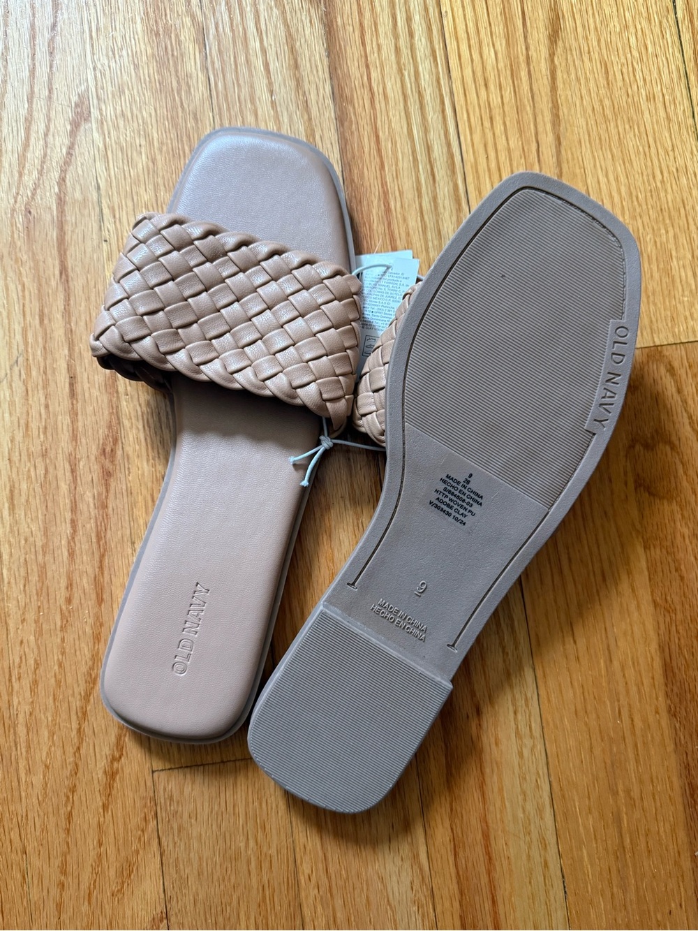 NWT Old Navy Braided Slide Sandal in Tan - Picture 10 of 10
